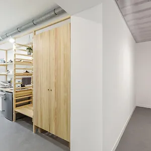 Flow Spaces Budapeste